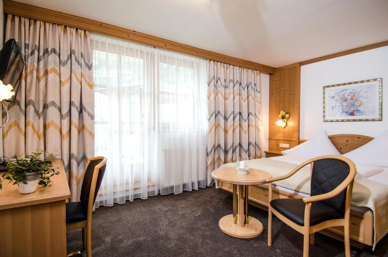 Hotel Garni Subretta Ischgl Exteriör bild