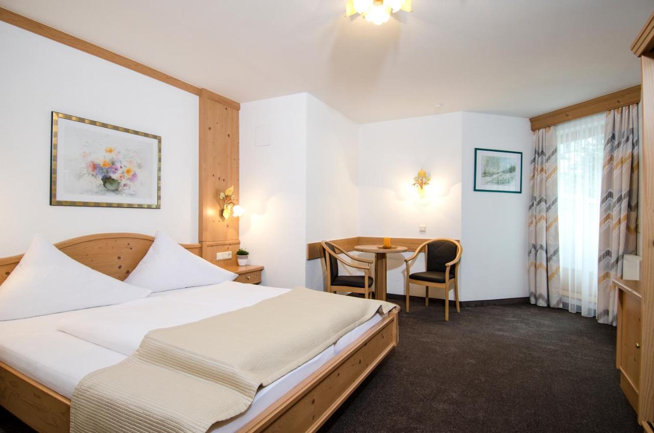 Hotel Garni Subretta Ischgl Exteriör bild