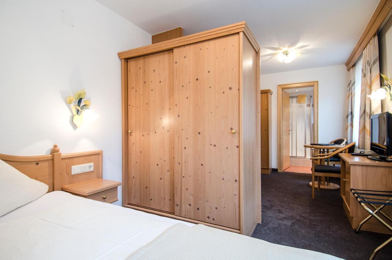 Hotel Garni Subretta Ischgl Exteriör bild